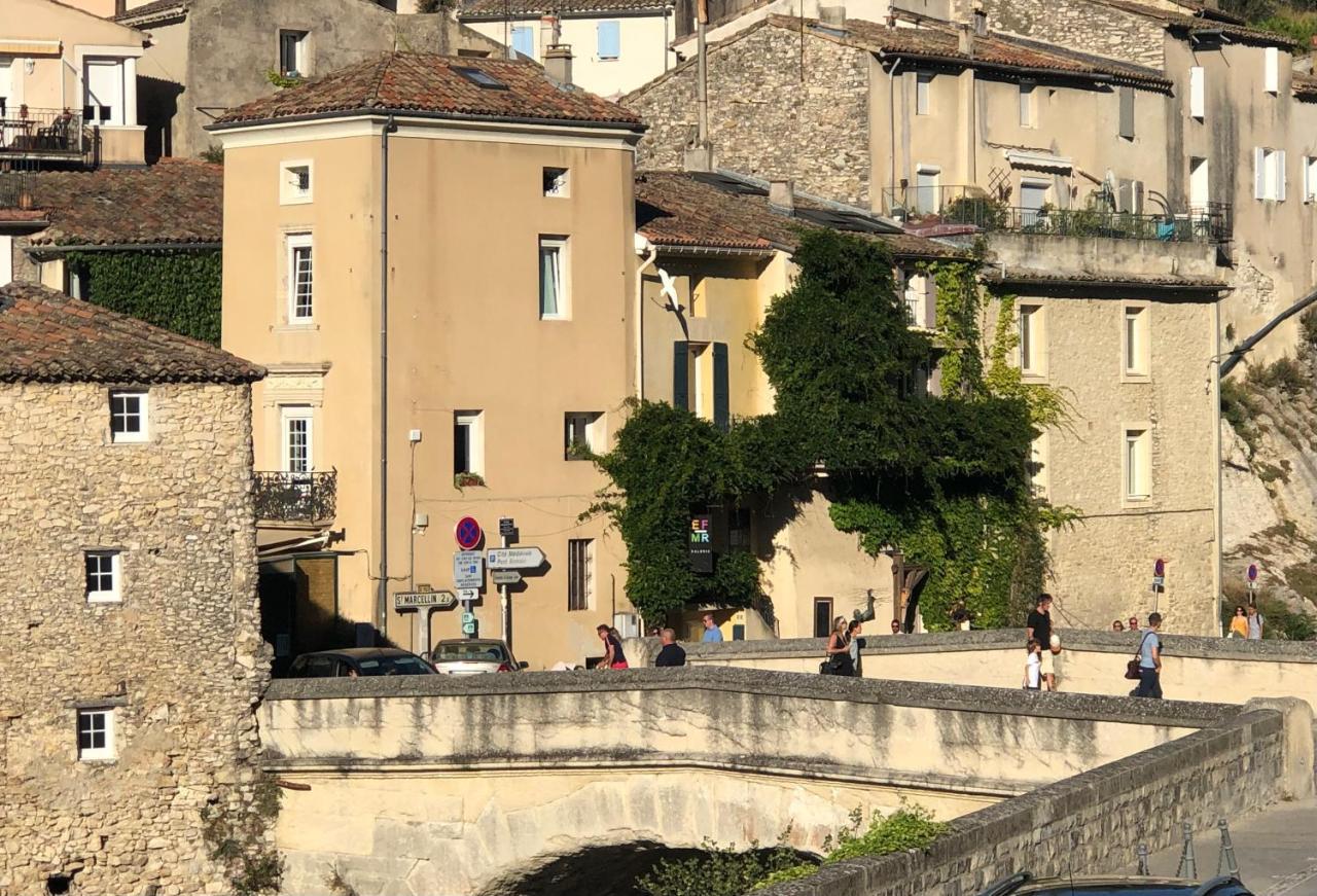 La Maison Du Pont Romain Vaison-la-Romaine Exterior foto